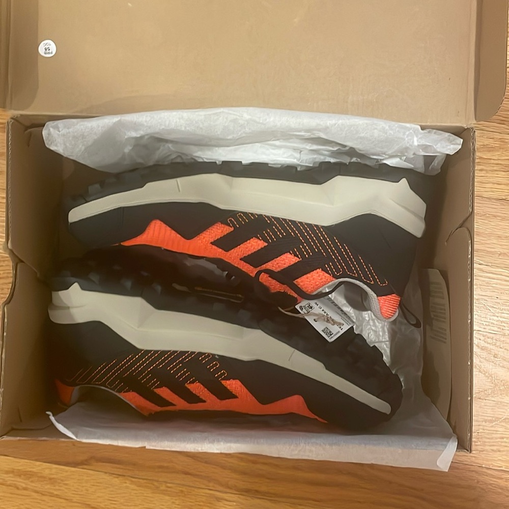 Terrex AX4 New in Box!